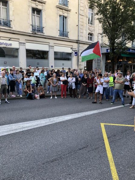 250910_Manif-Belley_01.t0